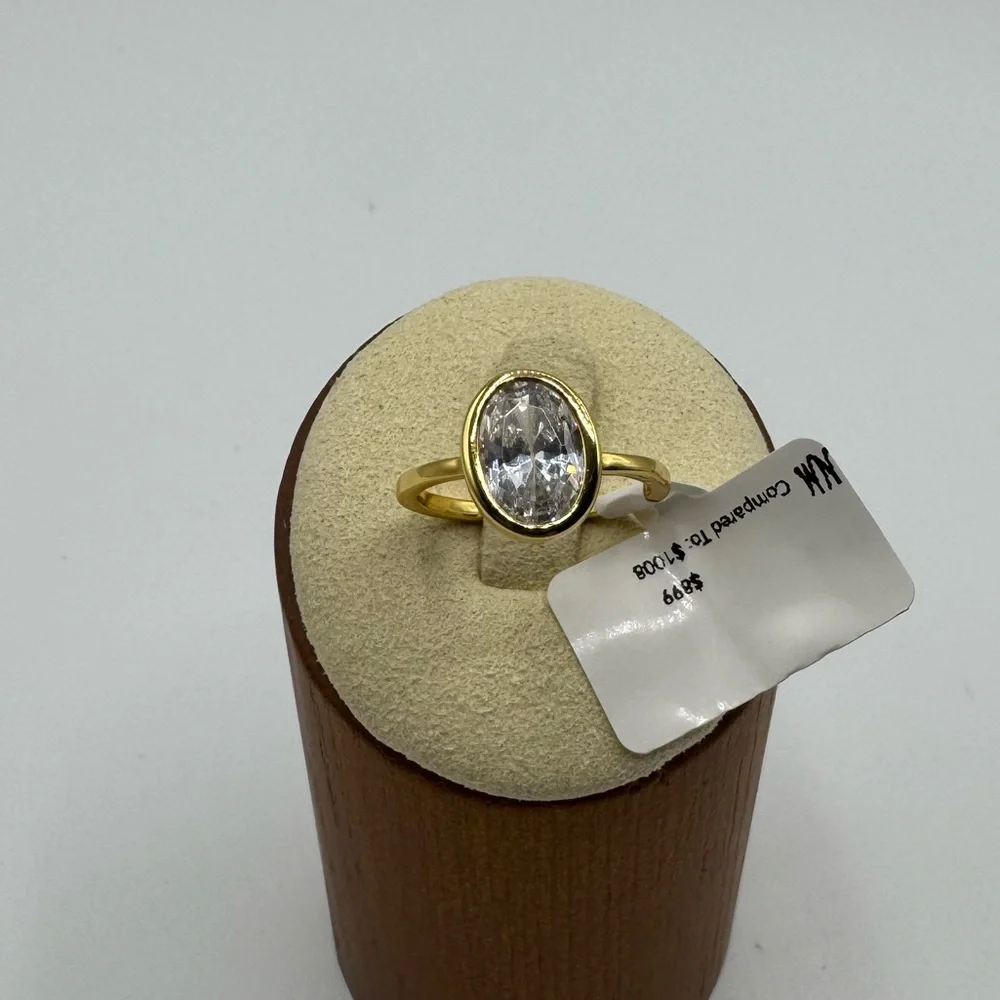 18kt 2ct Oval Cut Ring - Picture 8 of 11